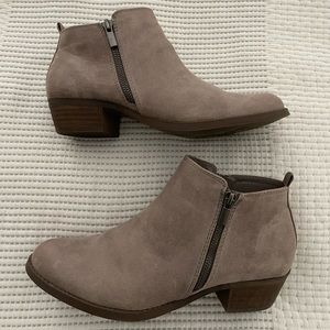 Ankle boots